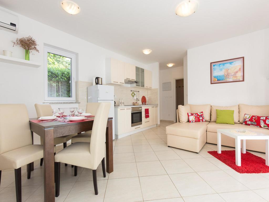 Apartments Josip Čižići Bagian luar foto